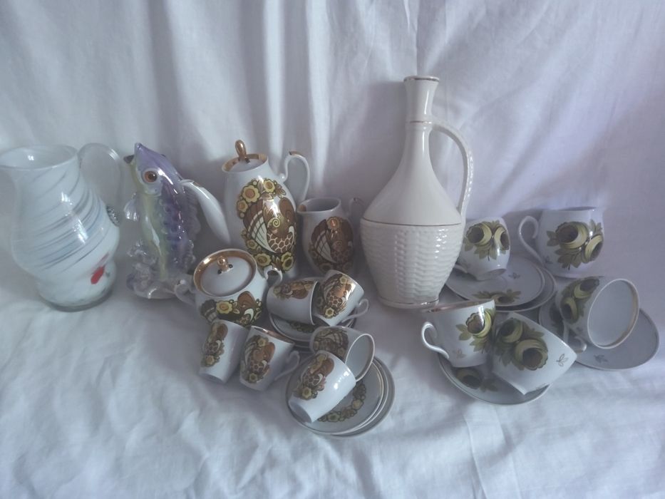 Сервизы,кувшин,,графин
