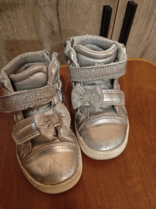 Демі черевички для дівчинки