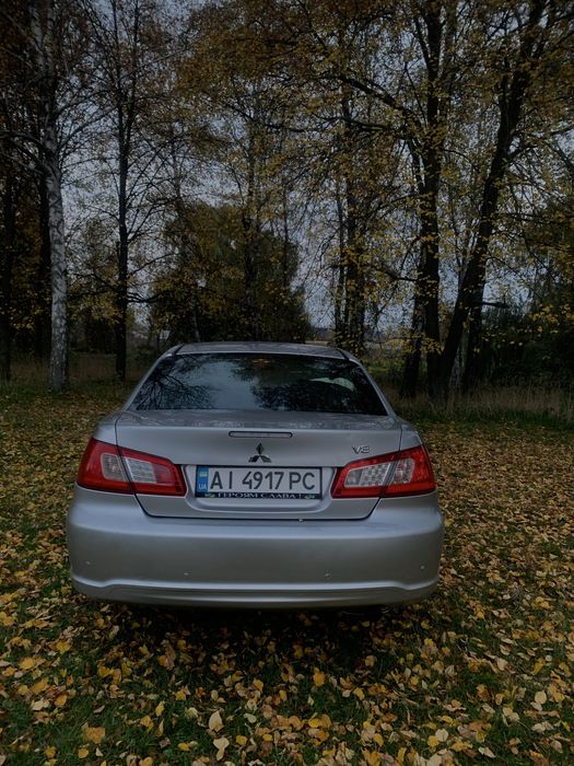 Mitsubishi Galant