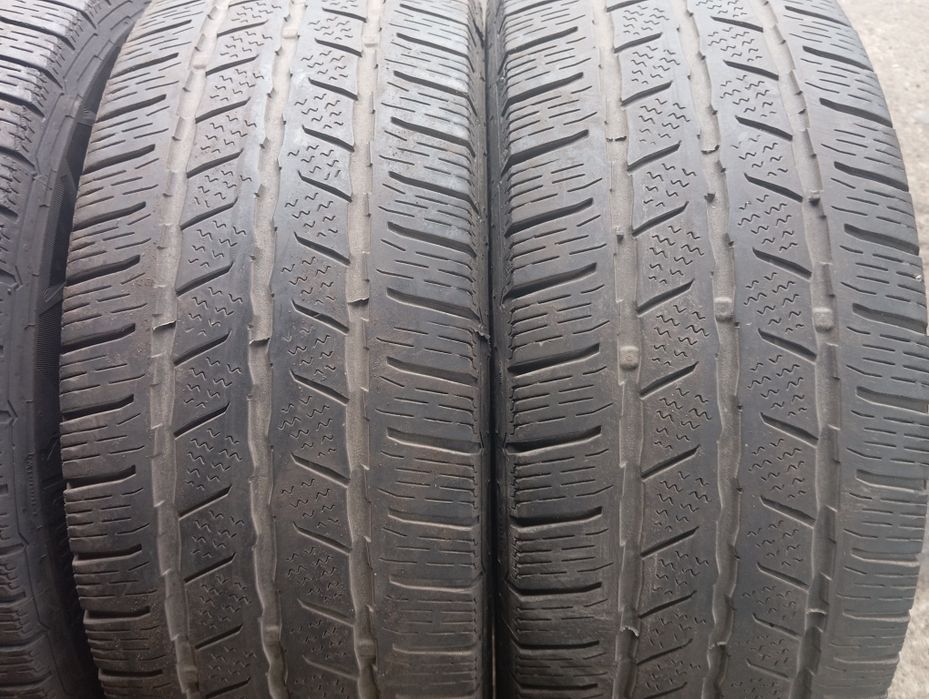Opony zimowe 225/65/16 C Continental