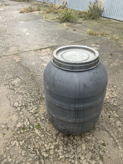 Beczki 120l i 160 do kiszenia lub przechowywania produktow spozywczych