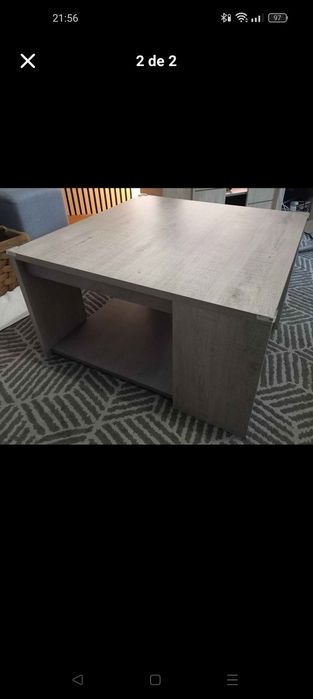 Mesa de centro castanho claro