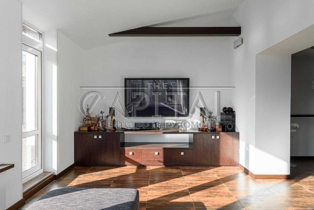 Оренда будинку на Оболоні.Площа 153 м² вул. Богатирська.