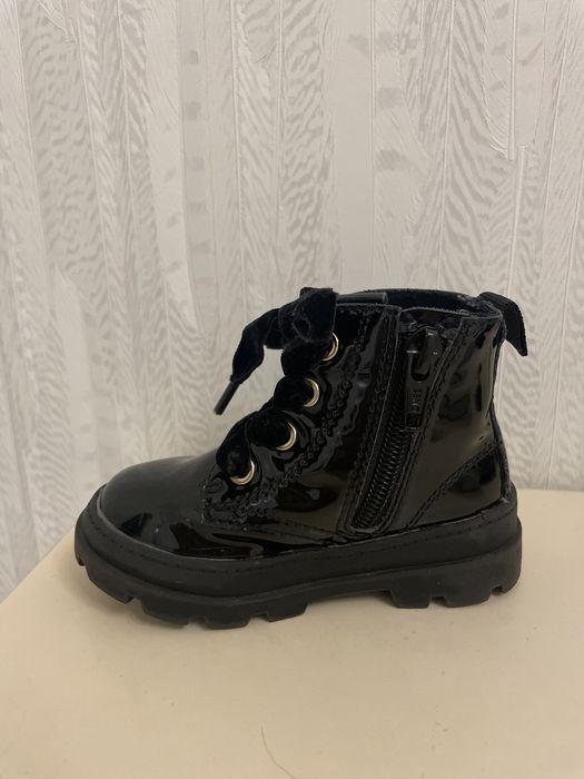 Ботиночки лаковые