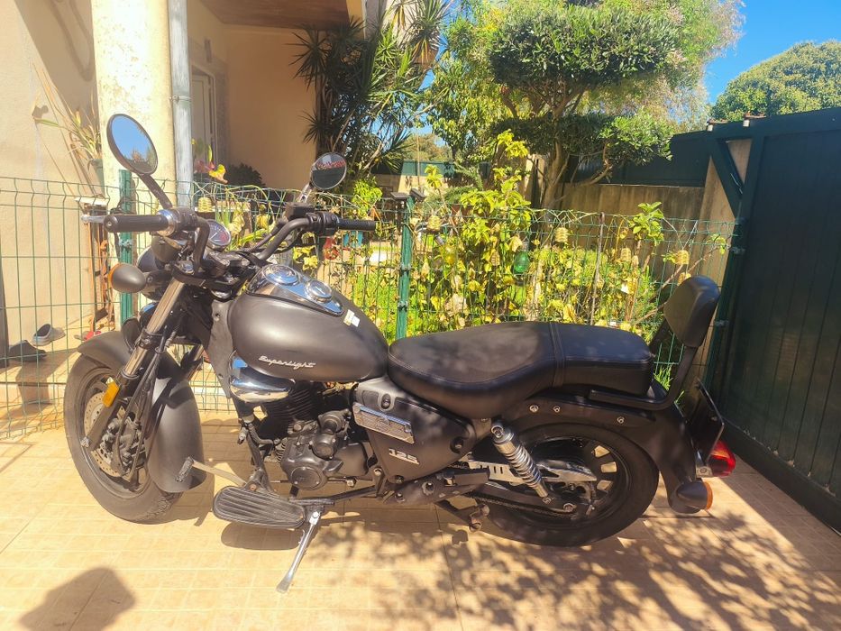 Keeway Superlight 125