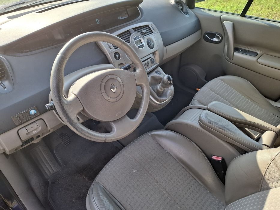 Renault Scenic II - 1.9 dci