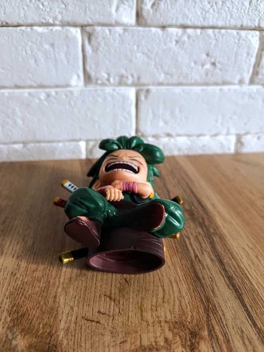Figurka Roronoa Zoro – One Piece (z pudełkiem!)