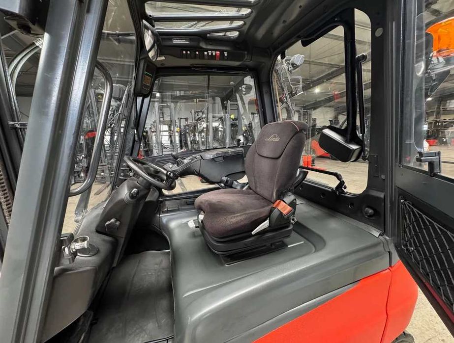 Empilhador Elétrico LINDE 3T