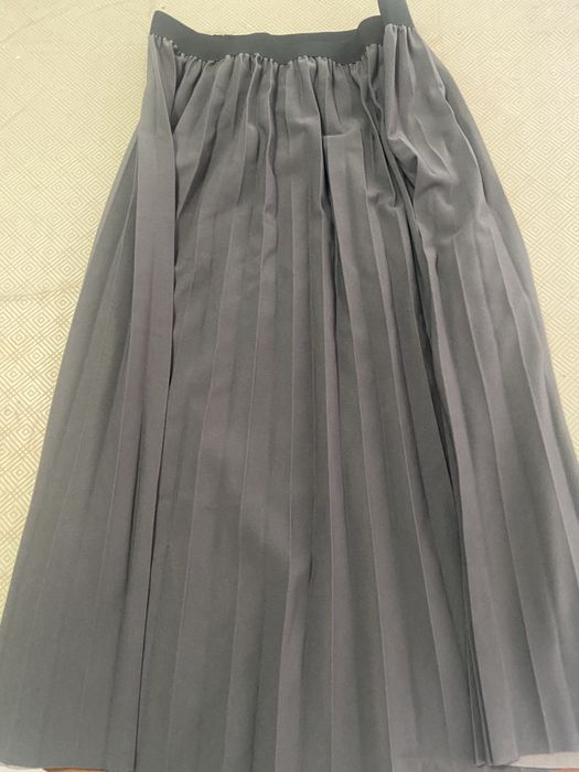 Saia pregas nova l cinzento