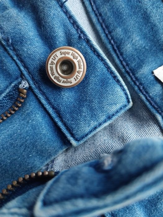 Lefties calças jeans azuis cintura subida super high waist nr.° 44