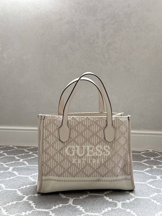 Сумка Guess Silvana Canvas Tote — Оригінал! Стан ідеальний