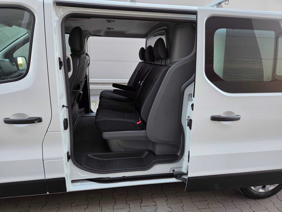 Renault Trafic Long 2x przesuwne