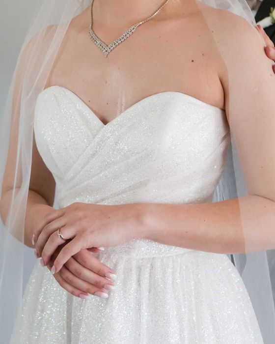 Suknia ślubna błyszcząca ivory - mocny połysk