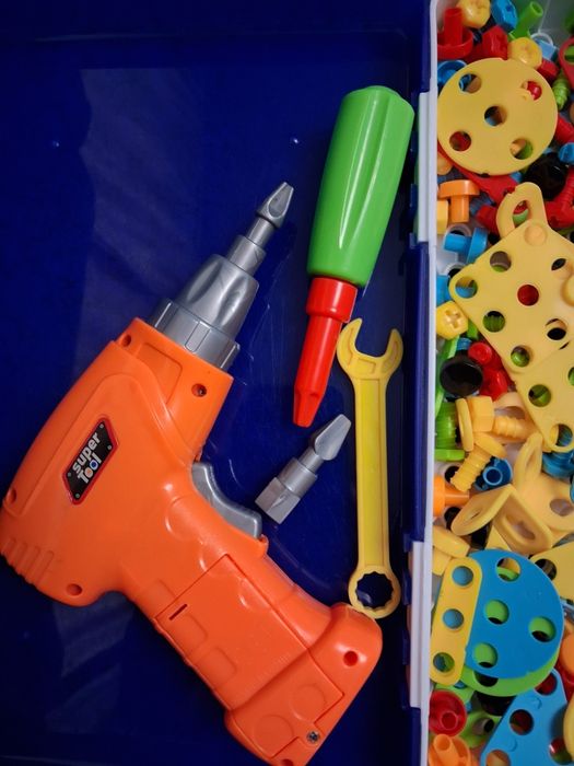 Дитячий конструктор гвинтова мозаїка