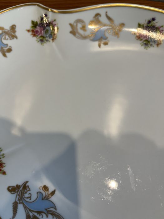 Terrina pintada à mão Limoges