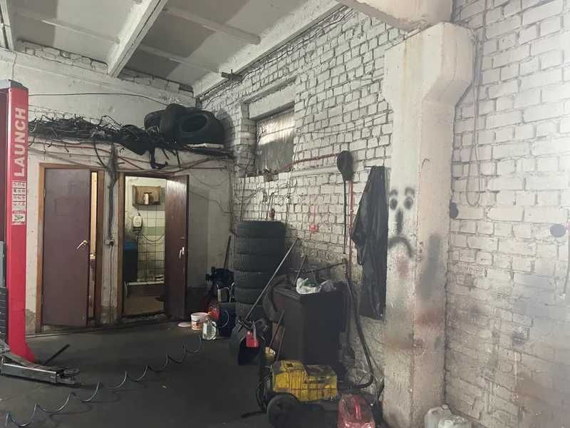 ПРОДАЖ - Cклад, загальною площею 1047,0 кв.м. м. Ковель