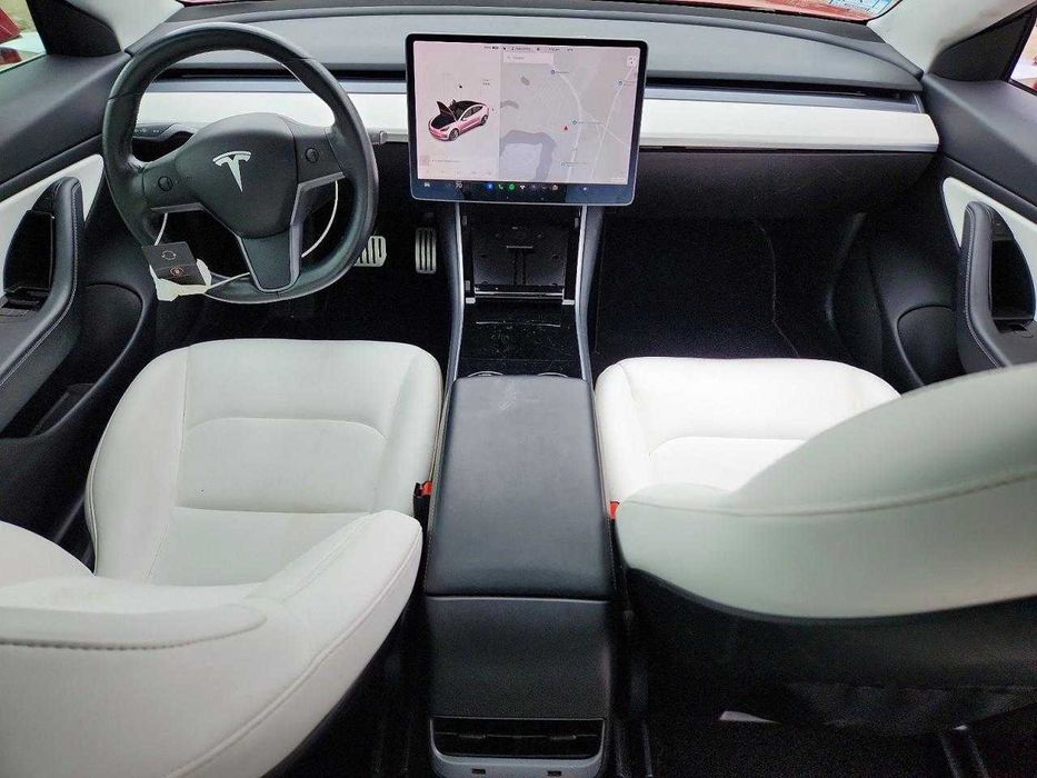 Tesla Model 3 2018