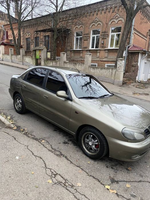 Продам ланос 1,5 по запчастям