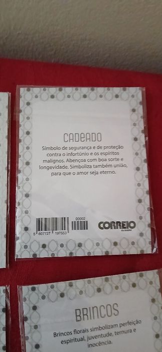 Medalhas Charmes de Luz, embaladas