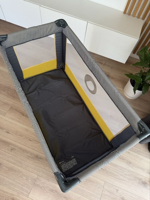 Łóżeczko turystyczne Lionelo + materac – komplet