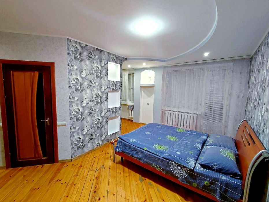 1-кім. Автовокзал "Чайка". Погодинно, подобово. Ціна доби. Власник.