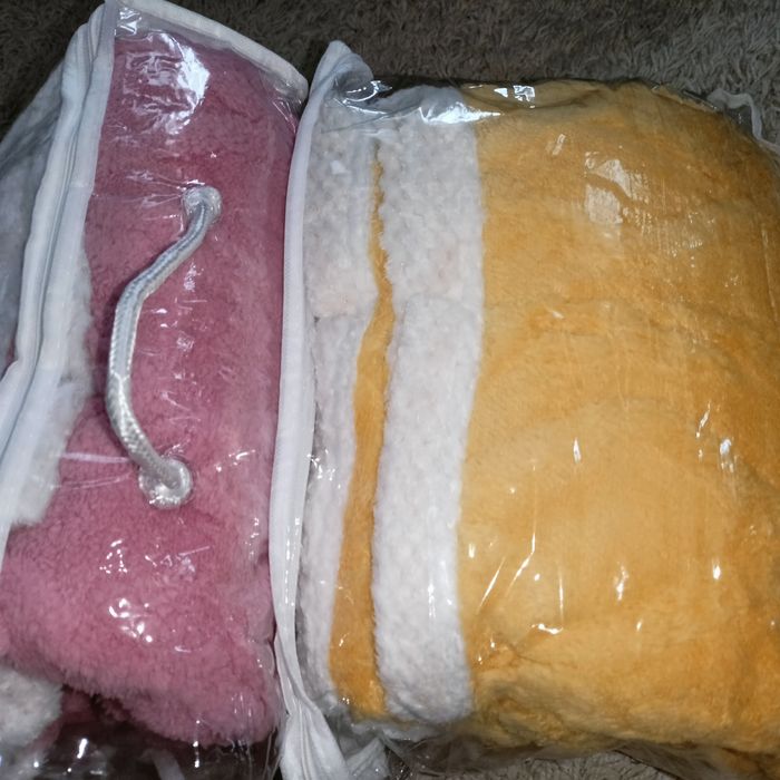 Распродажа новый теплый плед плюшевое покрывало двухспальное в сумочке