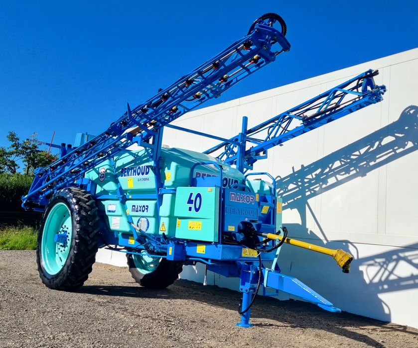 Opryskiwacz Berthoud Maxor  plus 27m/24m/21m/15m 4000l wlasna hydrauli