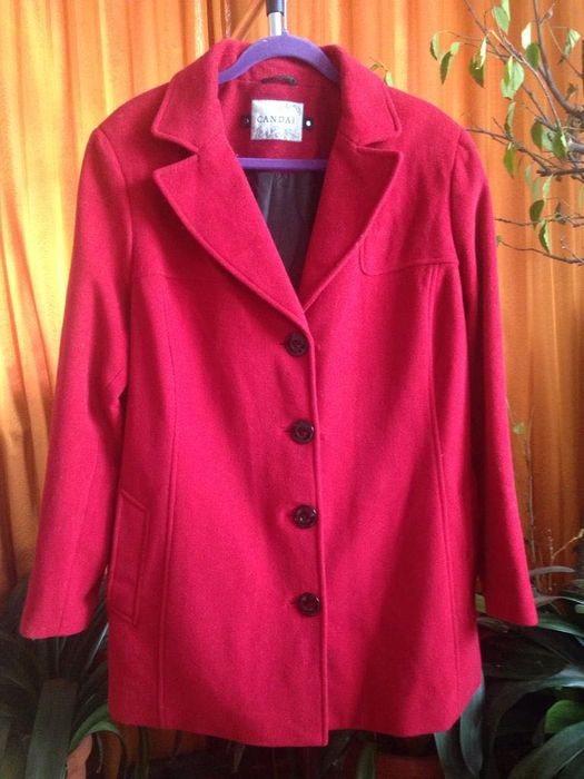 Wełniany płaszcz z C&A w rozm. 48