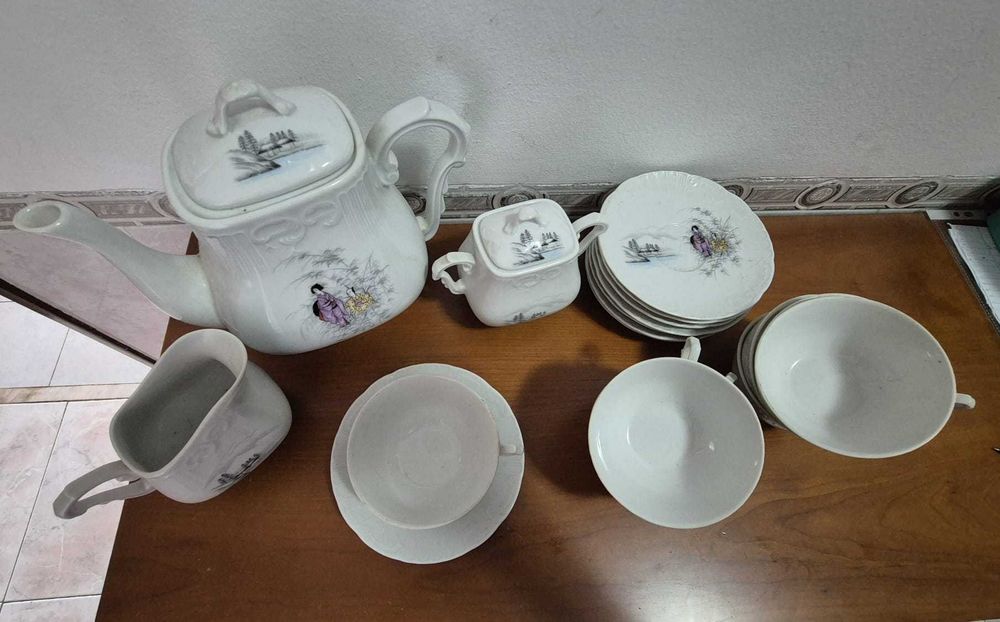 Tea Set (Vista Alegre)64751818820610121