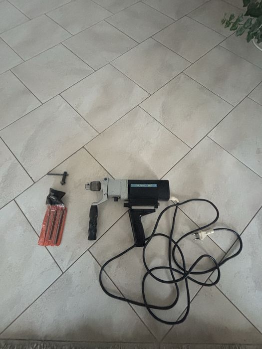 Продам дрель-перфоратор МВБ2В(600W)