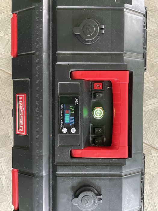 Зарядна станція, допоможе при блекауті