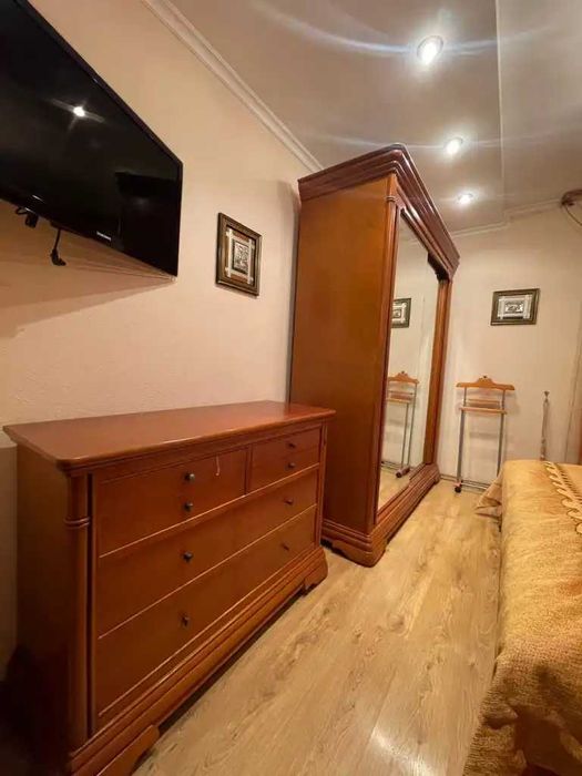 Продам 3к квартиру Тополь-1 Хороший кирпичный дом Правый берег