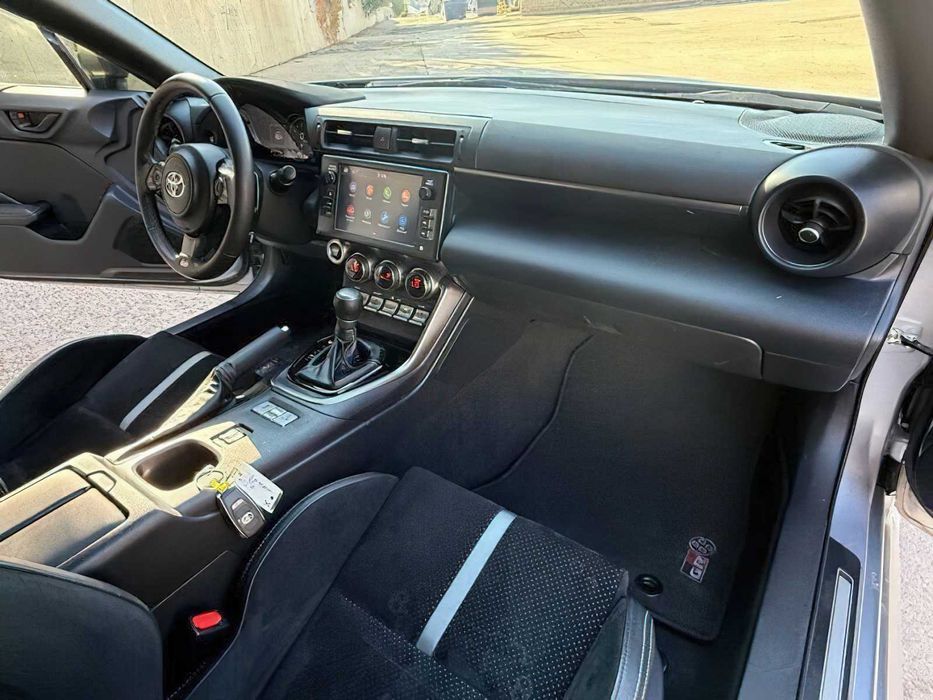 Toyota GR86 Premium      2022