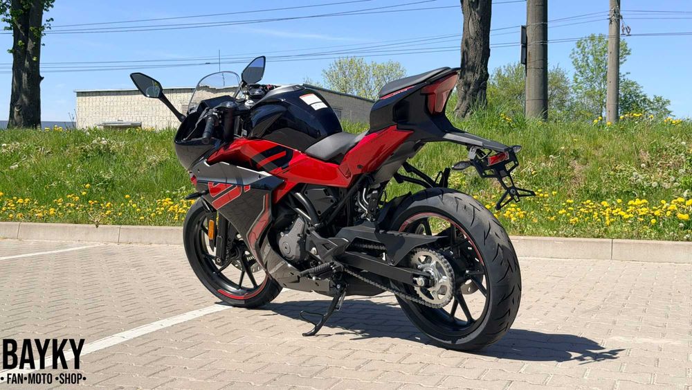 Мотоцикл CFMOTO 250SR Lite