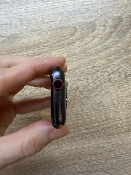 Apple Watch 5, 44. LTE+GPS. На запчастини