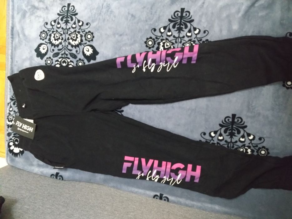 Zestaw dres bluza i spodnie