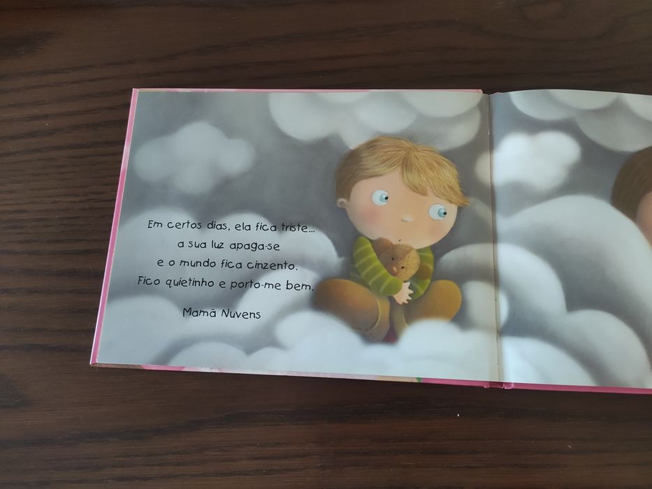 Livro de infantil " Mamã Maravilha