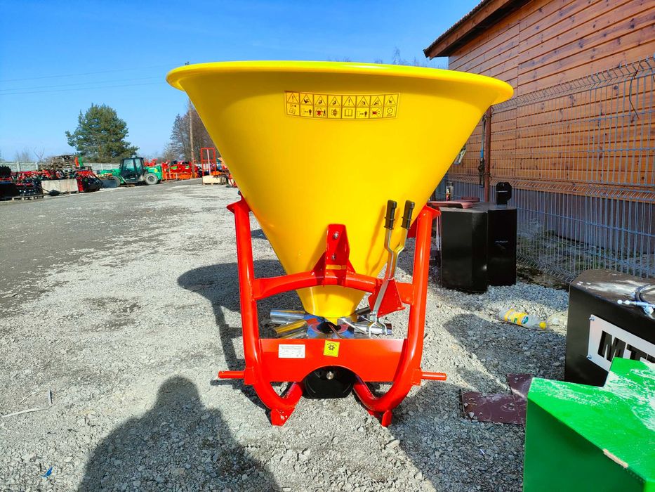 PROMOCJA-Rozsiewacz nawozu STRUMYK lej lejek kwasówka-DOSTARCZAM