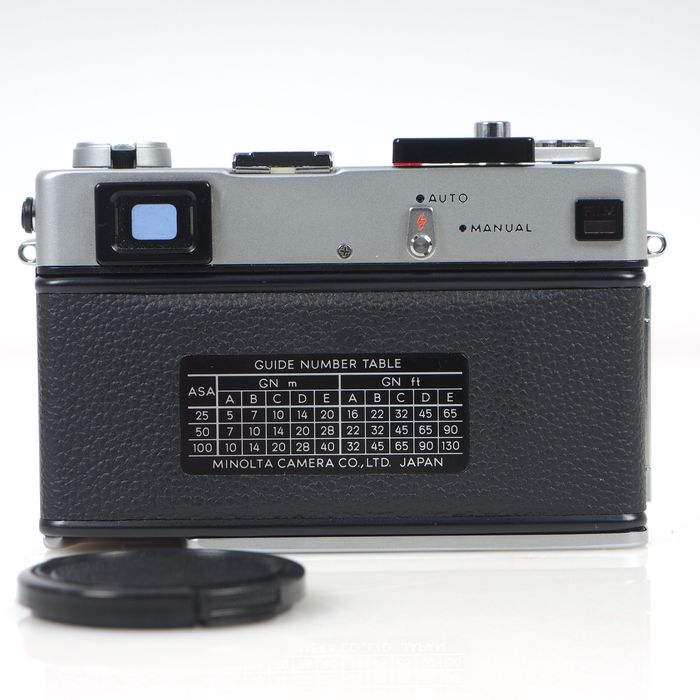 Aparat fotograficzny Minolta Hi-Matic  E