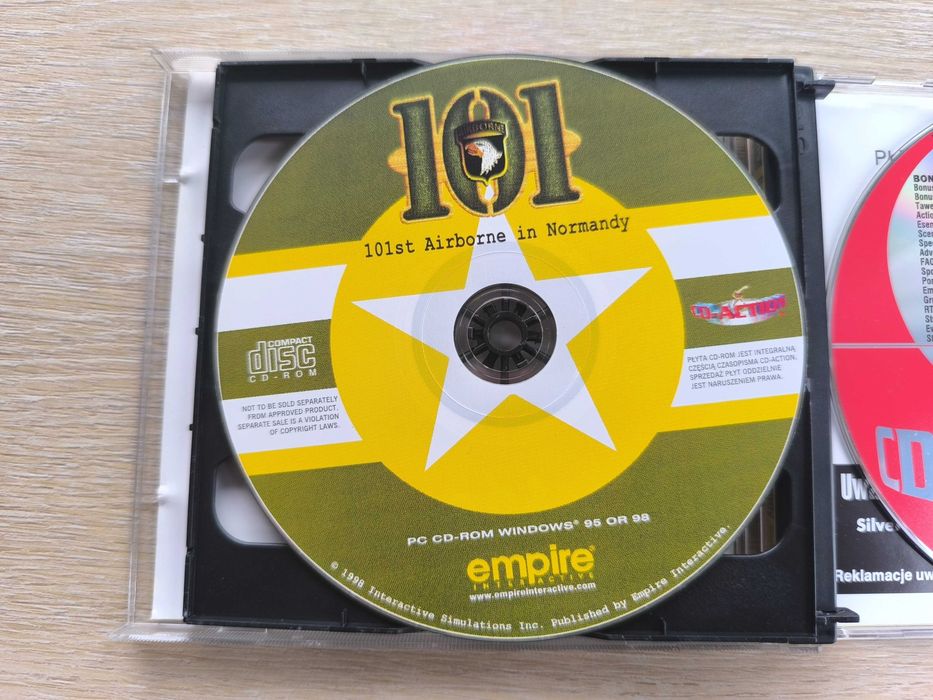 Grand Theft Auto + 101st: Airborne in Normandy [PC] CDA 08/2001 - 63