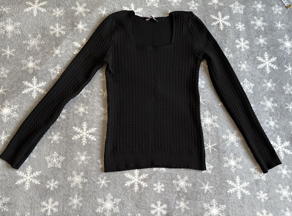 Чорна кофта ( розмір М)