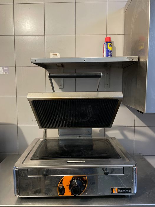 Prensa/Tosteira Profissional em Inox para Café ou Restaurante