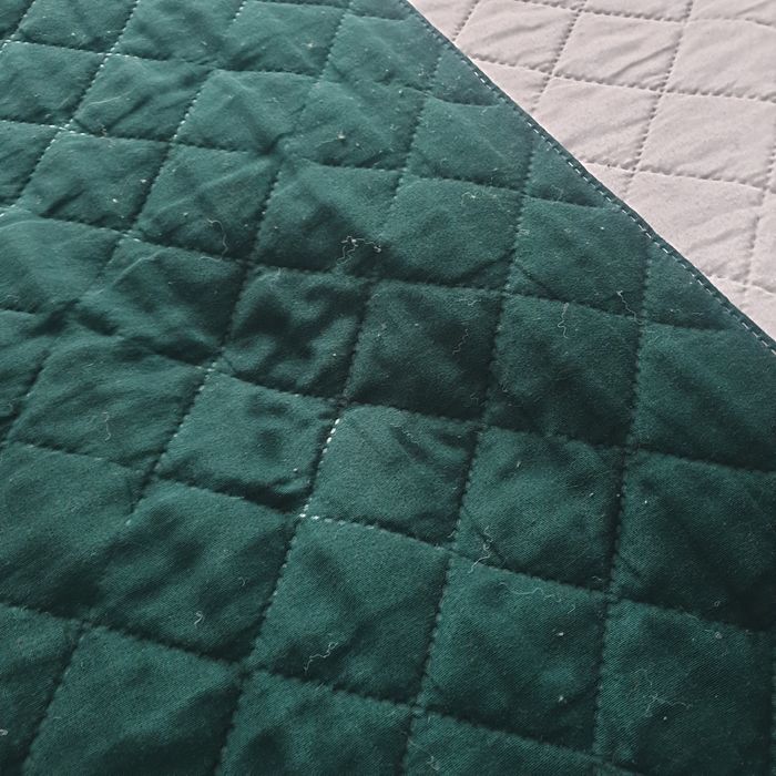 Narzuta 220x240 pikowana szara zieleń butelkowa