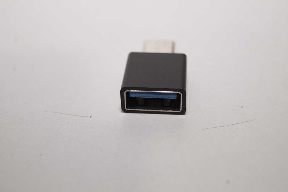 Adapter bezprzewodowy ESLYYDS 2 w 1 do CarPlay i Android