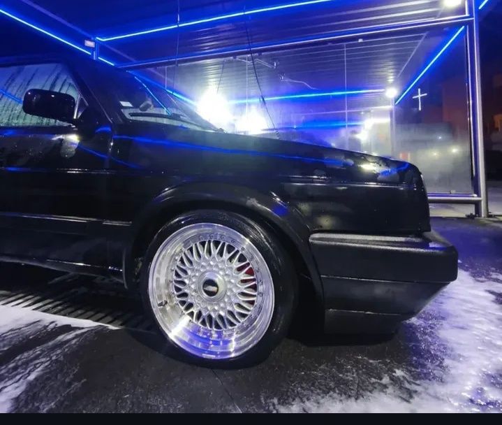 VW golf MK2 GTD 5 lugares