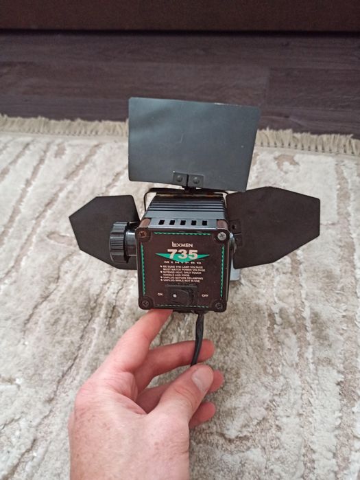 Лампа luxmen 735 minipro фотоподсветка