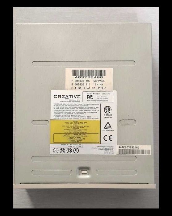 Leitor de CD-ROM ‘Creative’