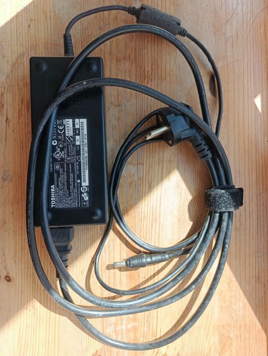 Laptop Toshiba Satellite Pro C850-1K2