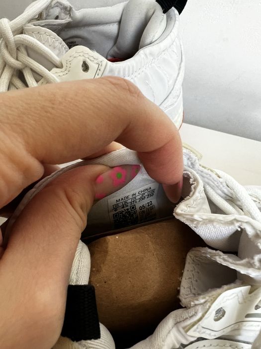 Білі жіночі кросівки Adidas x Stella McCartney