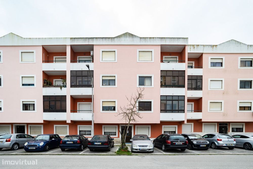 T2 central no Pinhal Novo — Pinhal Novo, Setúbal